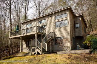 9 Shady Ln, Bearsville, NY 12409