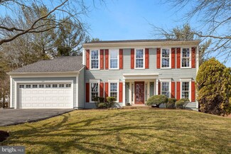 1330 Cassia St, Herndon, VA 20170