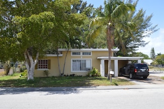 631 N E St, Lake Worth, FL 33460