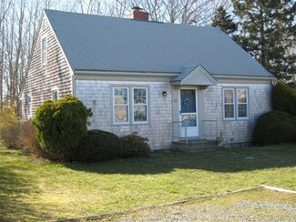 14 Pleasant St, South Chatham, MA 02659