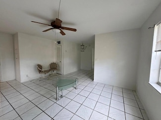 1211 NE 14th Ave Unit 4, Fort Lauderdale, FL 33304