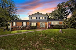 3601 Edgefield Rd, Greensboro, NC 27409