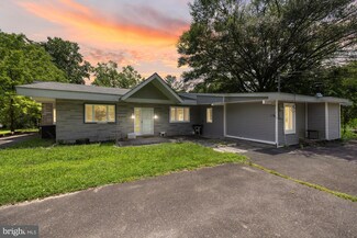 251 Weymouth Rd, Egg Harbor City, NJ 08215