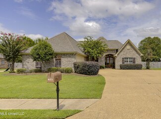 411 Edgewood Crossing, Brandon, MS 39042