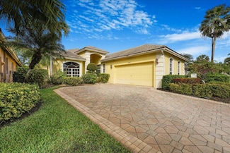5605 Fountains Dr S, Lake Worth, FL 33467