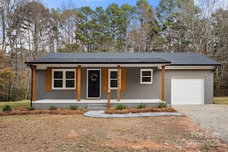 1946 Robert Usher Rd, Lancaster, SC 29720