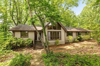 1832 Tree Top Ct, Marietta, GA 30062