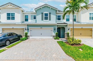 1203 Eucalyptus Dr, Hollywood, FL 33021