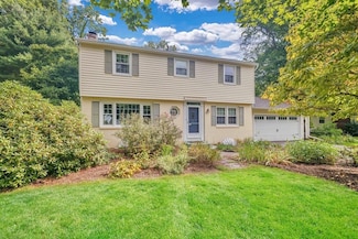 55 Viscount Rd, Longmeadow, MA 01106