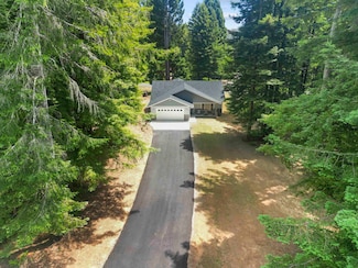 291 Bell Hole Loop, Hiouchi, CA 95531