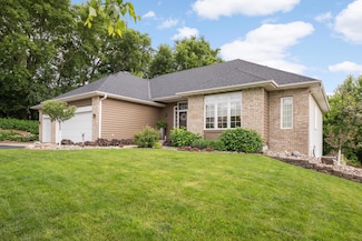 16552 Gunflint Ct, Lakeville, MN 55044