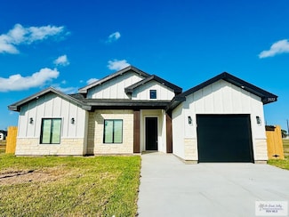 2632 Eliseo Villarreal Ave, Port Isabel, TX 78578
