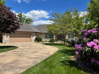 98 Hanning Dr, Crossville, TN 38558