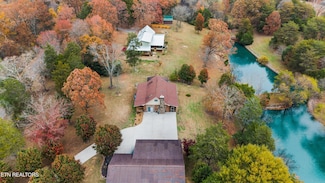 755 Farmington Way, Maryville, TN 37801