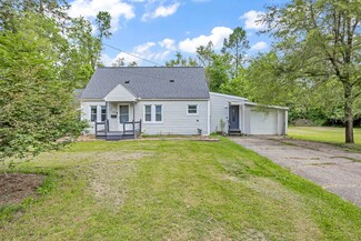 300 Summit St, Jackson, MI 49203