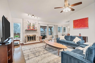 9458 Singing Quail Dr, Austin, TX 78758