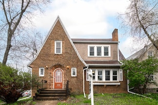 955 E Gorham St, Madison, WI 53703