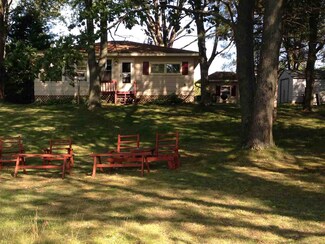 202 S Fern Ln, Oxford, WI 53952