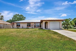 2274 SE Seamist St, Port Saint Lucie, FL 34952