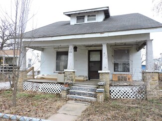 1510 N Farmer Ave, Springfield, MO 65802