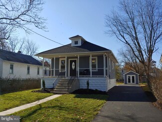 604 N Garfield Ave, Moorestown, NJ 08057