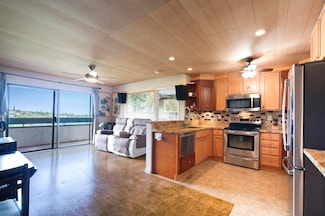2180 W Vineyard St Unit 105, Wailuku, HI 96793