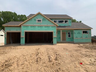 7826 Woodhurst Dr NE, Rockford, MI 49341