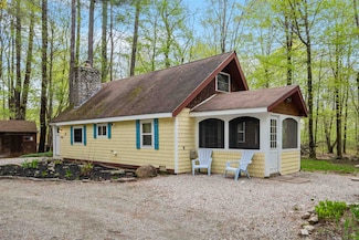 34 Bay Rd, Conway, NH 03818