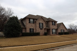 4325 S Walnut Place, Broken Arrow, OK 74011
