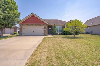 2711 Belize Dr, Evansville, IN 47725