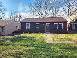 284 Elkin Cir, Waynesboro, VA 22980