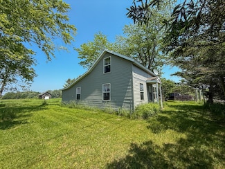 3276 E Hansen Rd, Custer, MI 49405