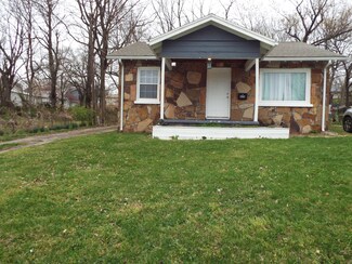 420 S Newton Ave, Springfield, MO 65806