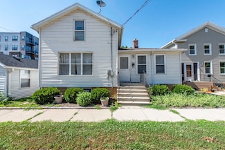 318 59th Place, Kenosha, WI 53140
