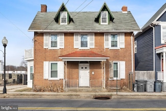 51 Washington St, Mount Holly, NJ 08060