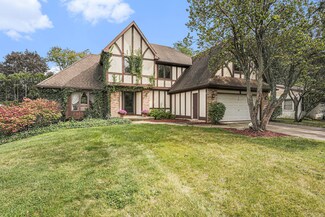 40 Worcester Dr NE, Grand Rapids, MI 49503
