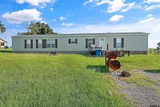 440 Stallings Rd, Jacksonville, TX 75766