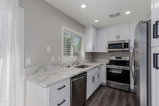 3306 S Parkside Dr Unit 104, Tempe, AZ 85282