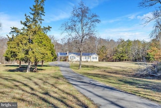 7612 Simms Landing Rd, Port Tobacco, MD 20677
