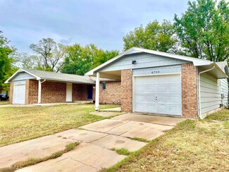 8711 E Arthur Cir, Wichita, KS 67207