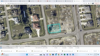 941 SW 8th Place, Cape Coral, FL 33991