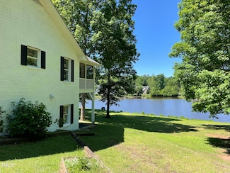 3309 Westcott Cir, Sanford, NC 27330