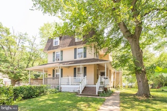 610 Andrews Ave, Darby, PA 19023