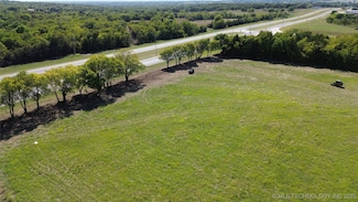 2898 W Broadway St, Sulphur, OK 73086