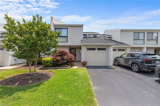 3934 Whispering Oaks Place, Virginia Beach, VA 23455