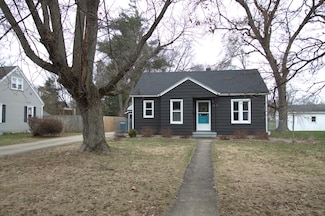 2317 Glendale Blvd, Kalamazoo, MI 49004