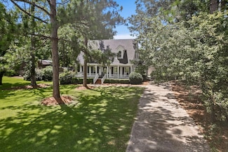 45 Clipper Rd, Hattiesburg, MS 39402