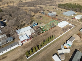 11 51st Ave SE, Minot, ND 58701