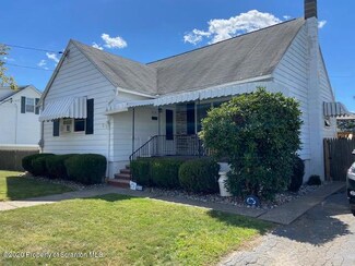 1133 Marion St, Peckville, PA 18452