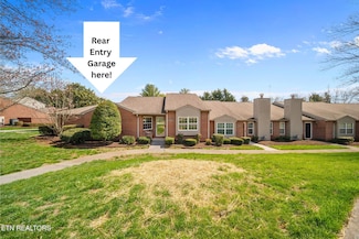 5010 Griffins Gate Ln, Knoxville, TN 37912